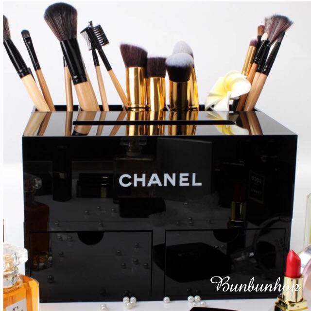 chanel makeup vanity set